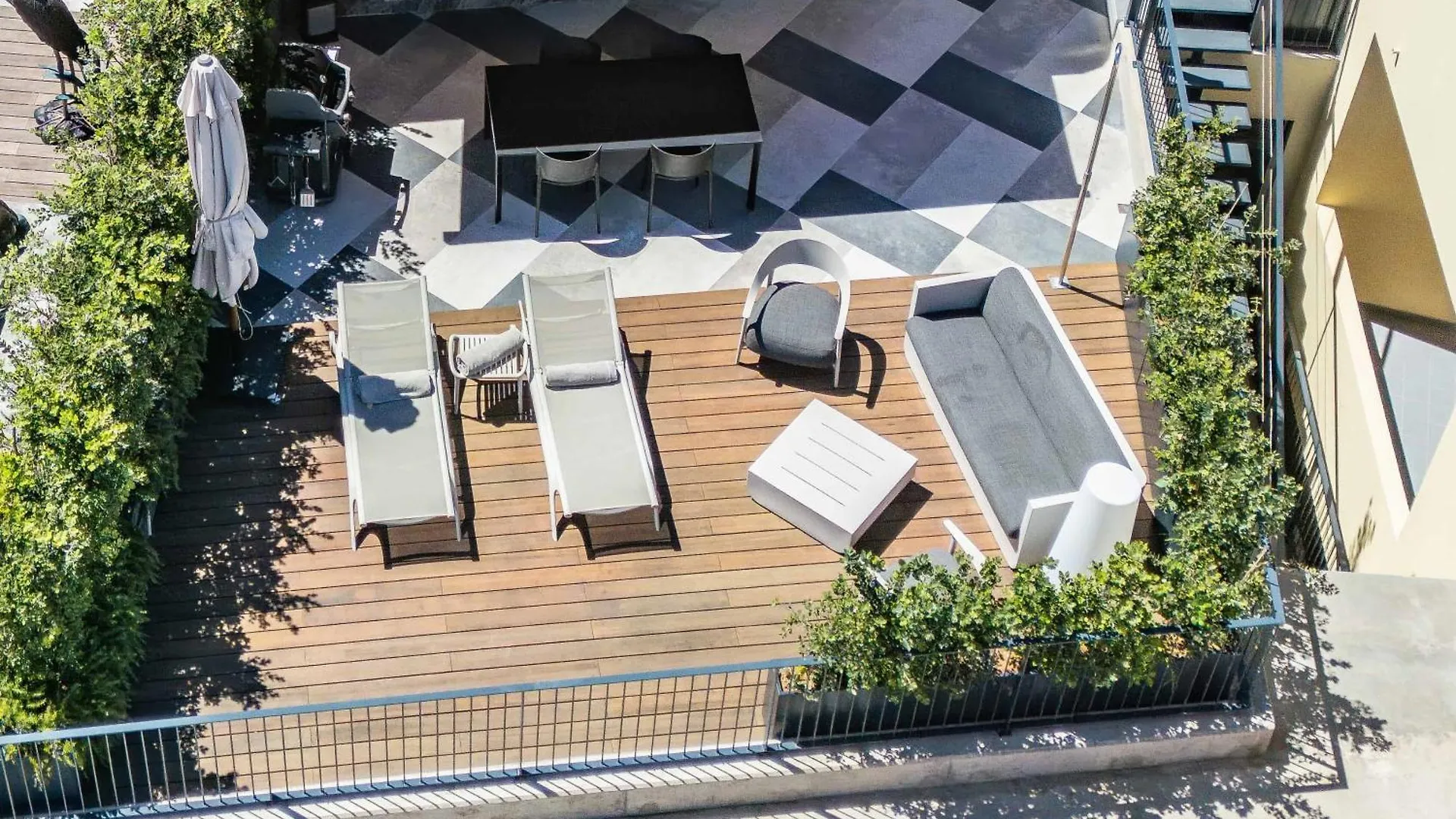 Terrace, Grill & Infinity Pool At Savoy Insular Apartment Funchal  Portugal
